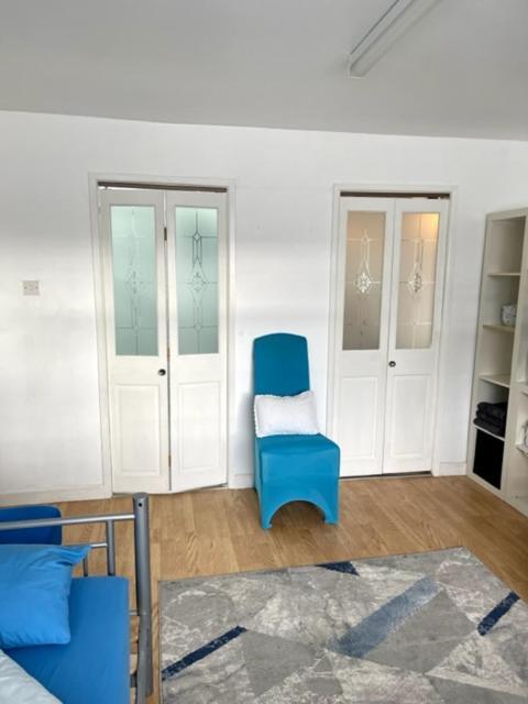 Barrs Court Beds Bed and Breakfast Warmley Buitenkant foto